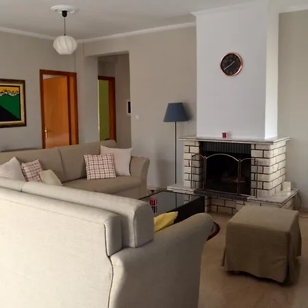 The Winebirds Dráma