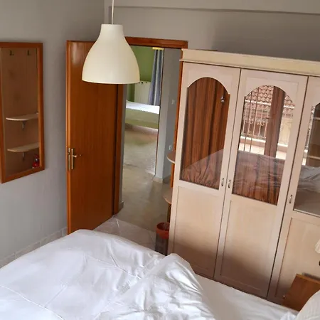 Lägenhet The Winebirds Dráma