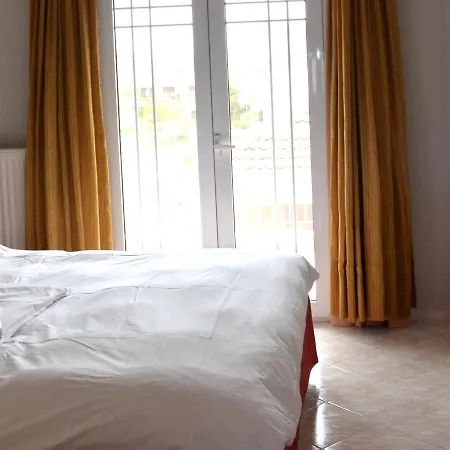 The Winebirds Lägenhet *