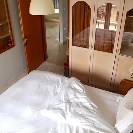 Lägenhet The Winebirds Dráma